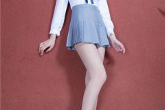 台湾腿模学生装超短裙白丝袜诱惑图片