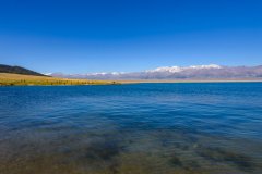 新疆美丽的仙境赛里木湖风景图片