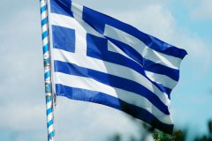 随风摆动的希腊国旗图片