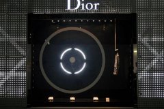 Dior橱窗设计图片