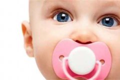 婴儿用安抚奶嘴好吗 宝宝用安抚奶嘴有什么危害